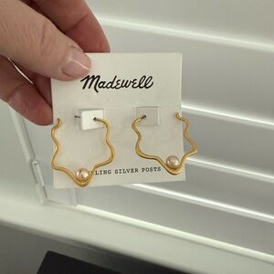 MADEWELL NEW Pearl Catcher Hoop Earrings🔥No offers